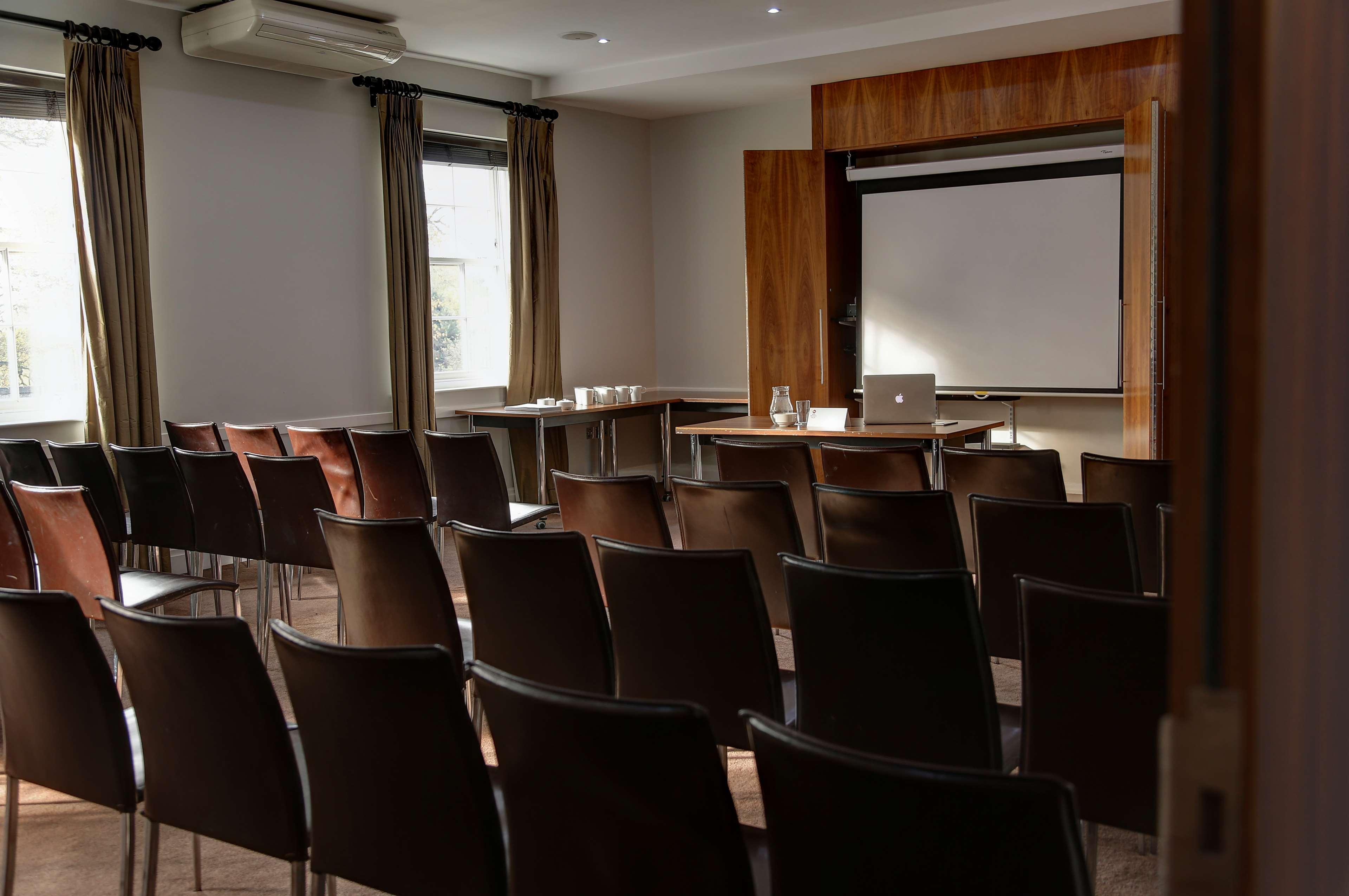 Best Western Plus Aston Hall Hotel Esterno foto