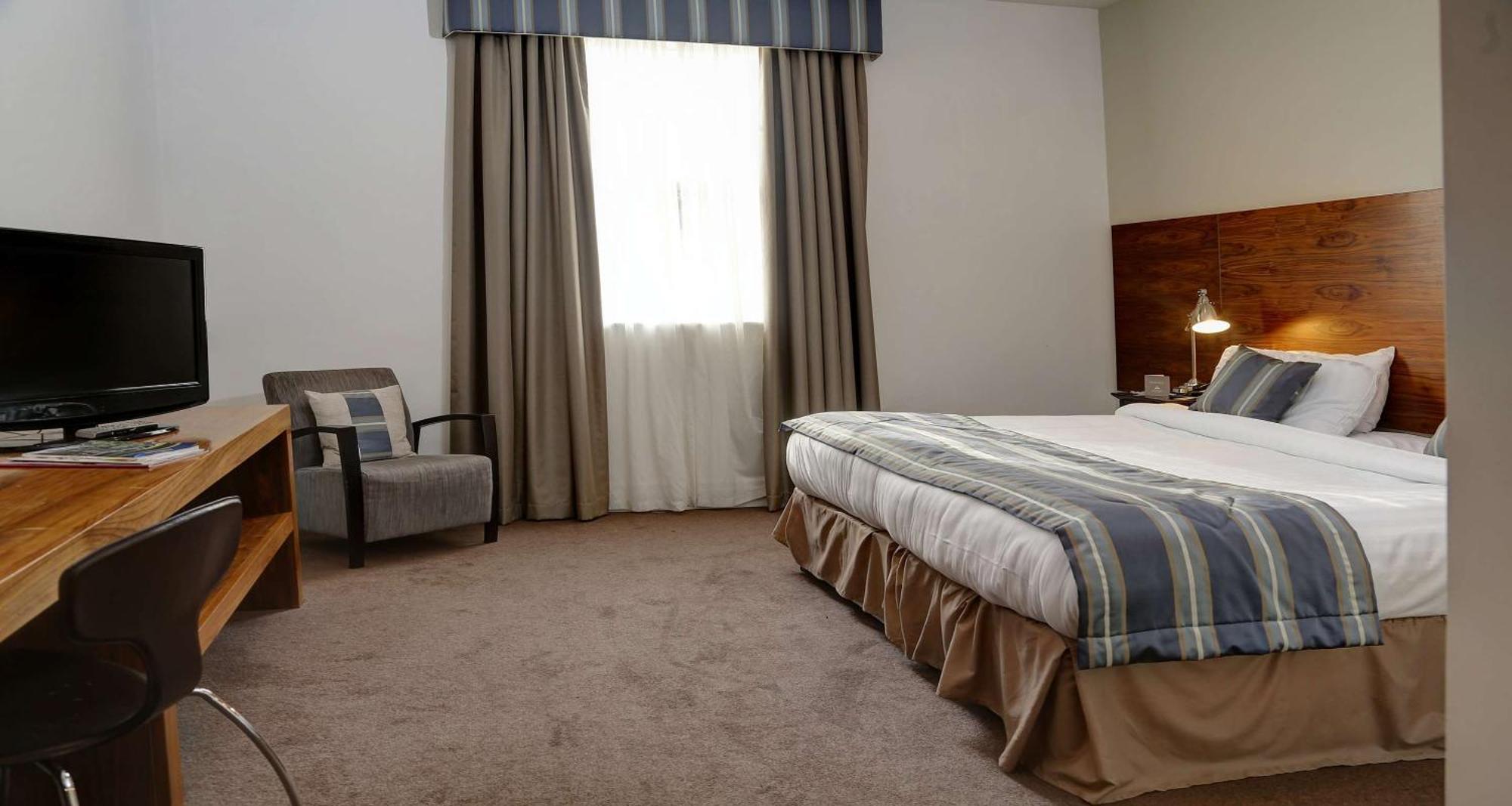 Best Western Plus Aston Hall Hotel Esterno foto